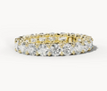 Diamond wedding band - Round - Natural