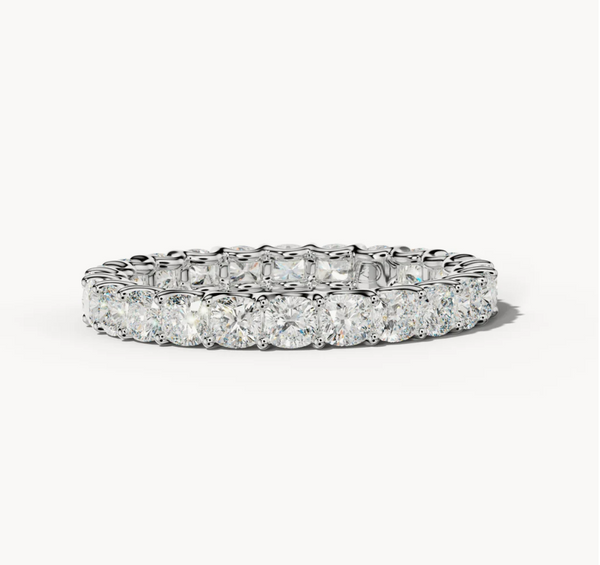 Diamond wedding band - cushion - Lab-Grown