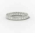 Diamond wedding band - radiant - lab-grown
