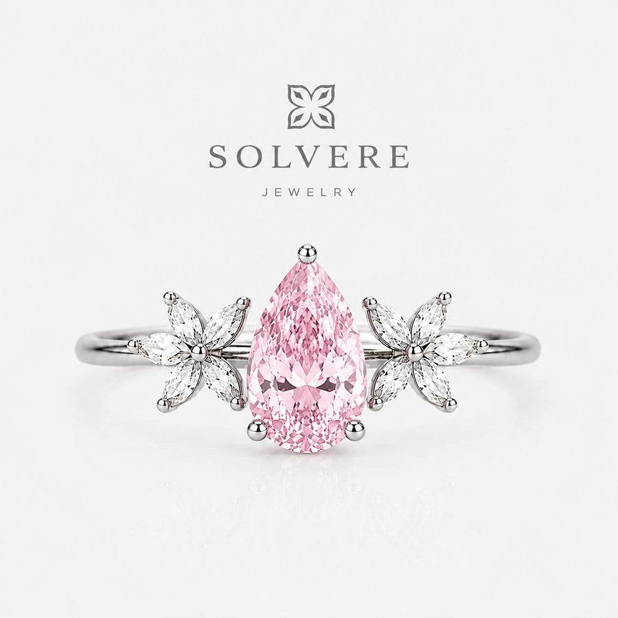 Aurélia Pear Engagement Ring