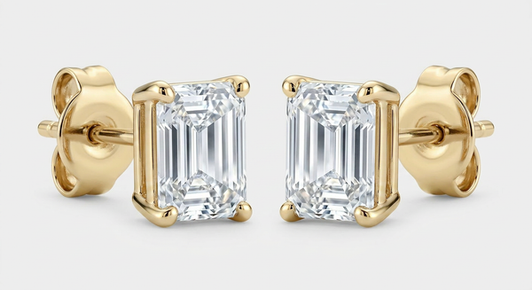 The Solvere Emerald Four-Prong Earrings