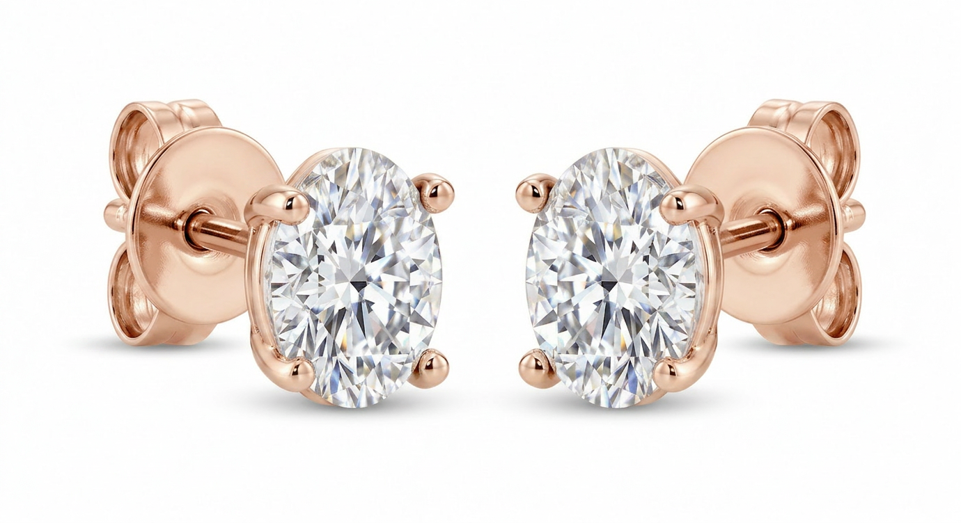 The Solvere Oval Four-Prong Earrings