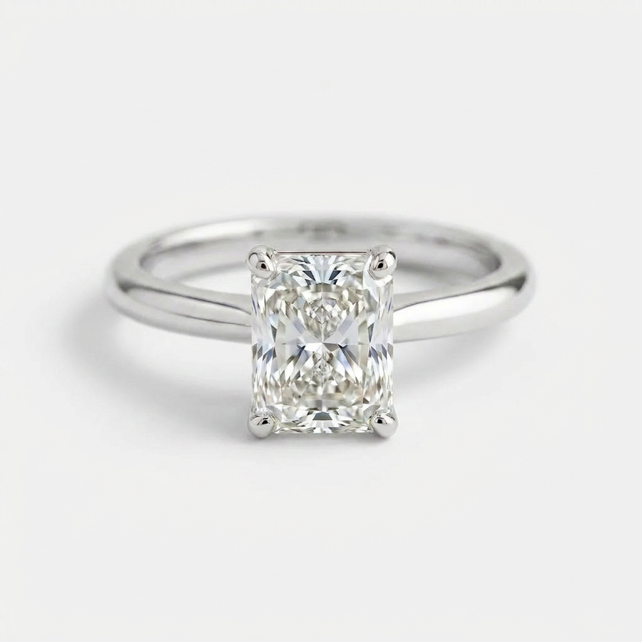 The Solvere Radiant Solitaire Ring - Color F - Lab-Grown
