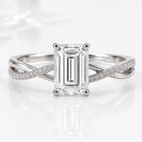 Petite Twisted - Emerald - Engagement Ring - Lab-Grown