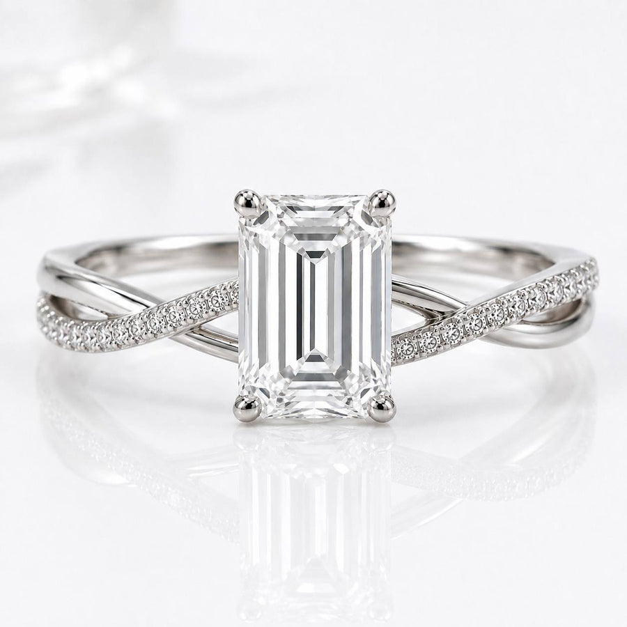 Petite Twisted - Emerald - Engagement Ring - Lab-Grown