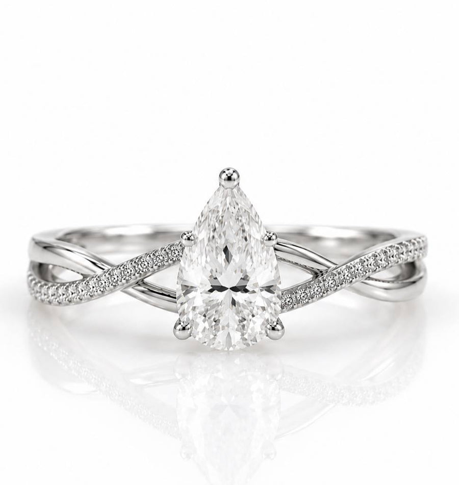 Petite Twisted - Pear - Engagement Ring - Lab-Grown