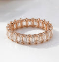 Diamond wedding band - emerald - lab-grown